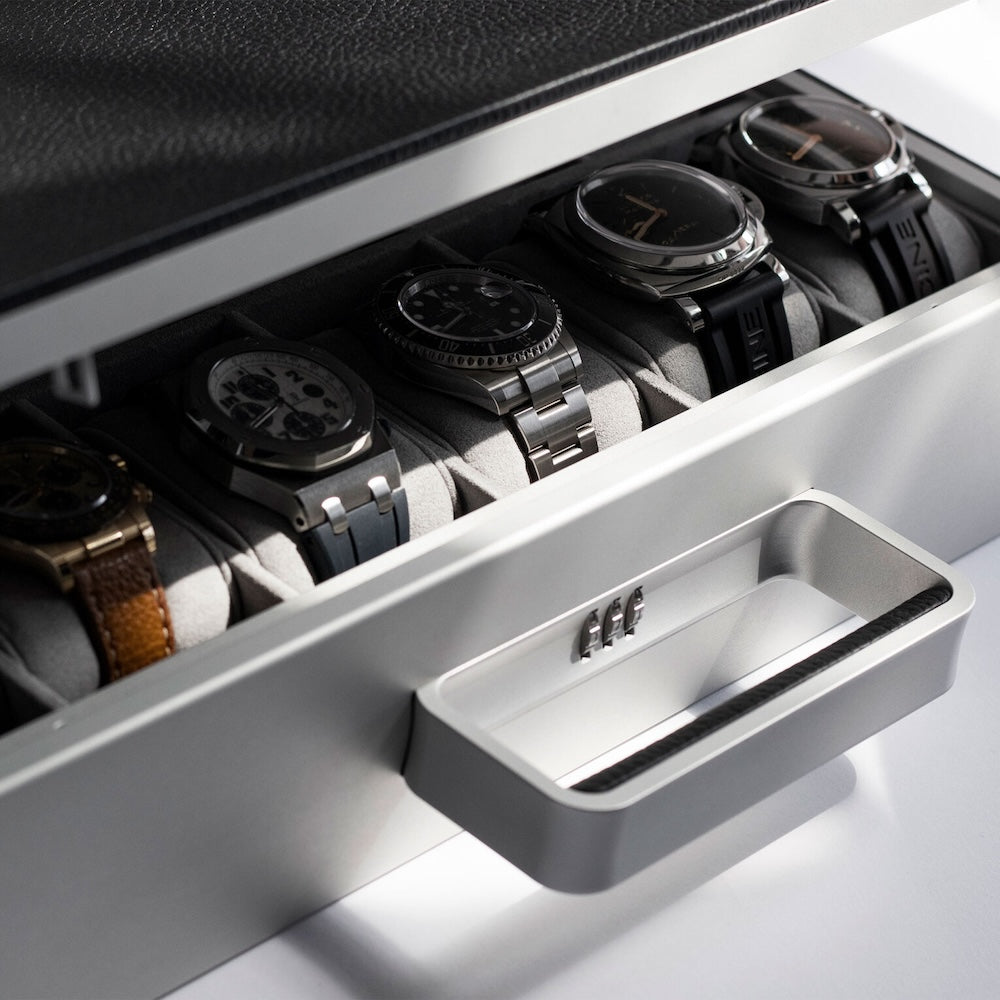 Handmade Watch Boxes: A Guide to Choosing Your Perfect Timepiece Companion