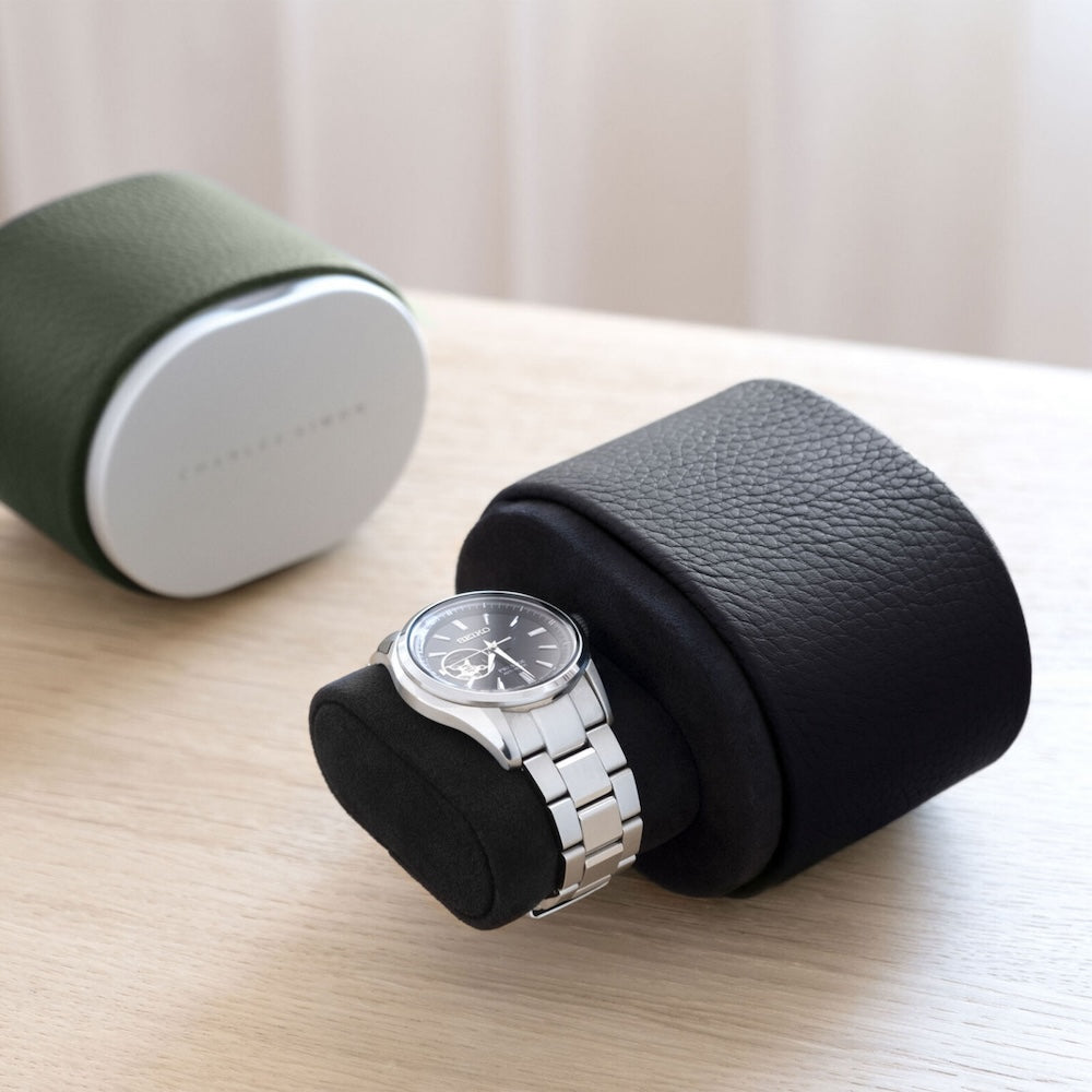 guide on how to select the perfect watch roll and watch box