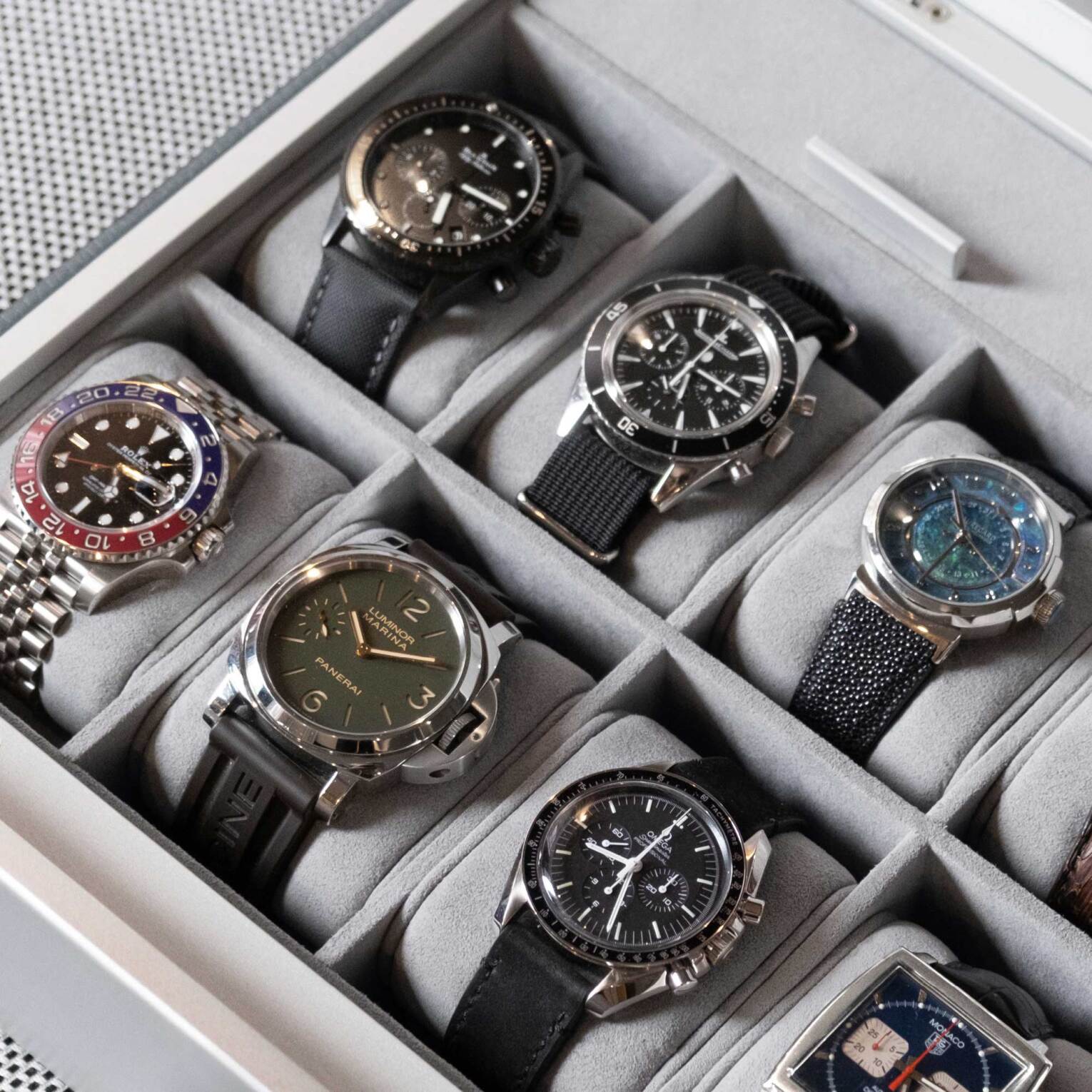 Personalized Watch Boxes trends and guide on Luxury Displays for Watches