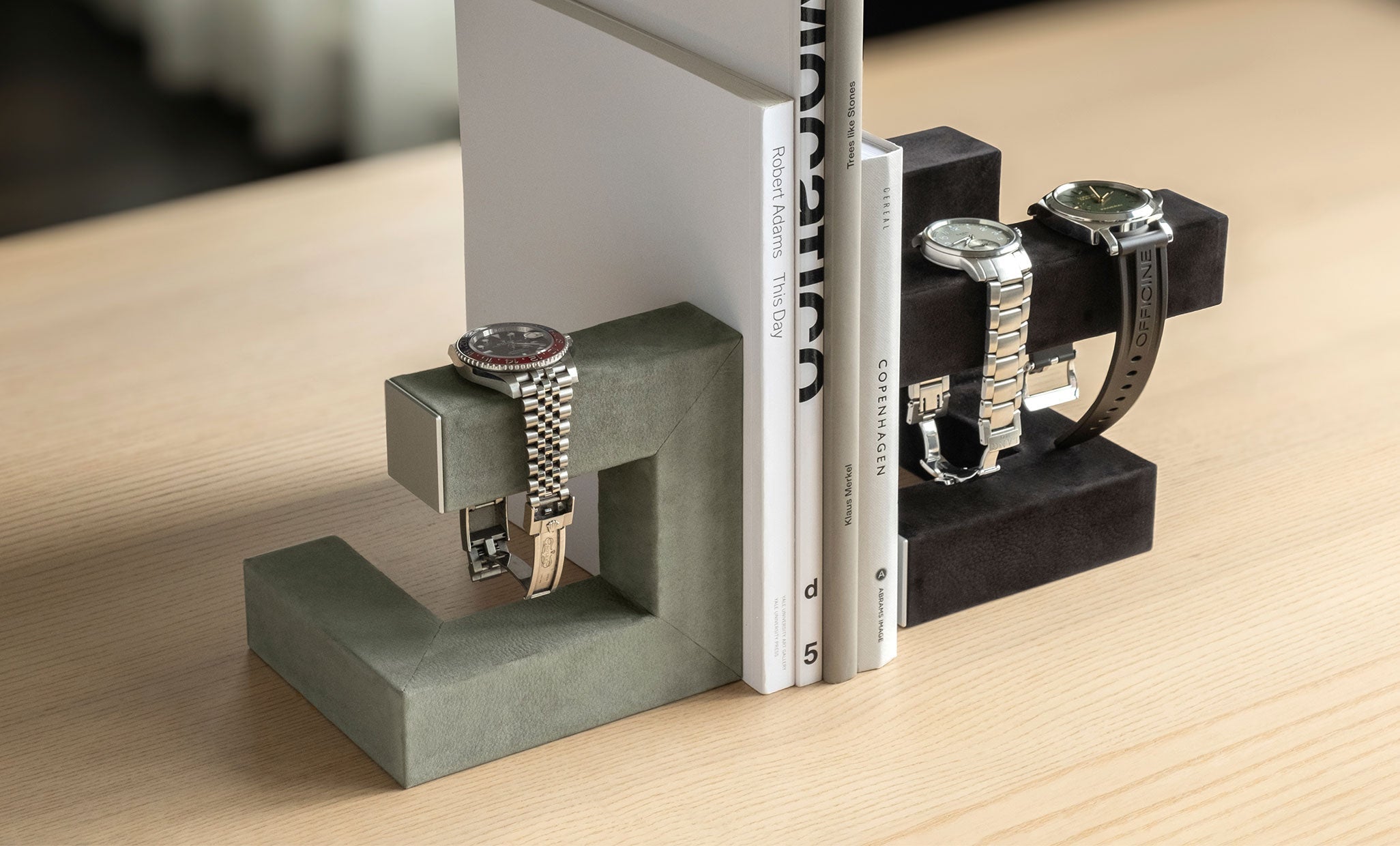 hudson duo set of watch stand to hold multiple watches  interior shot