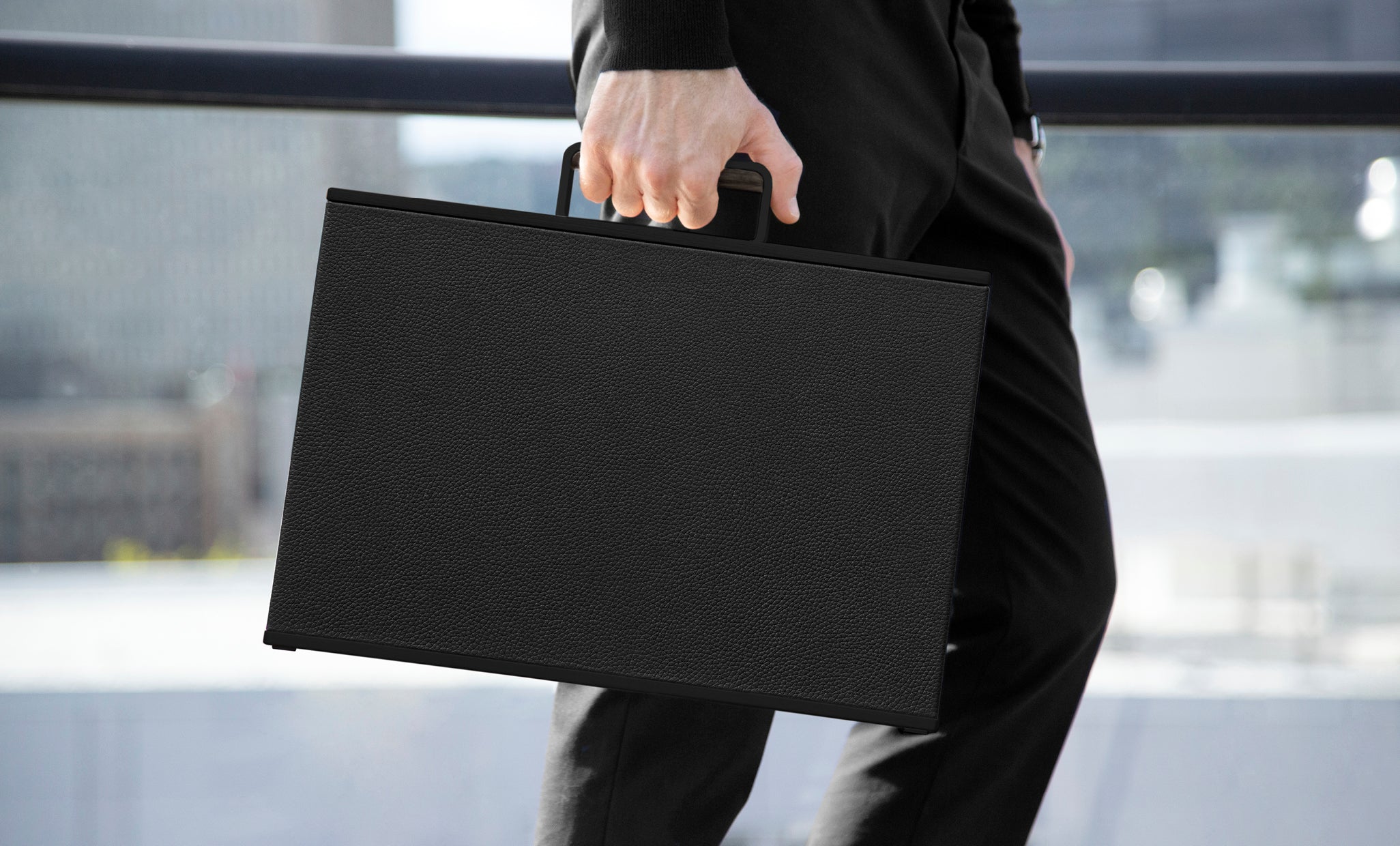 briefcase, office accessories for ceo, top maangement, luxury briefcases, modern briefcases 