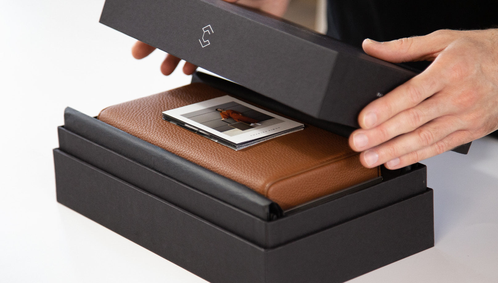2024_Charles-Simon_Product_Experience, packaging of eaton 3 watch case