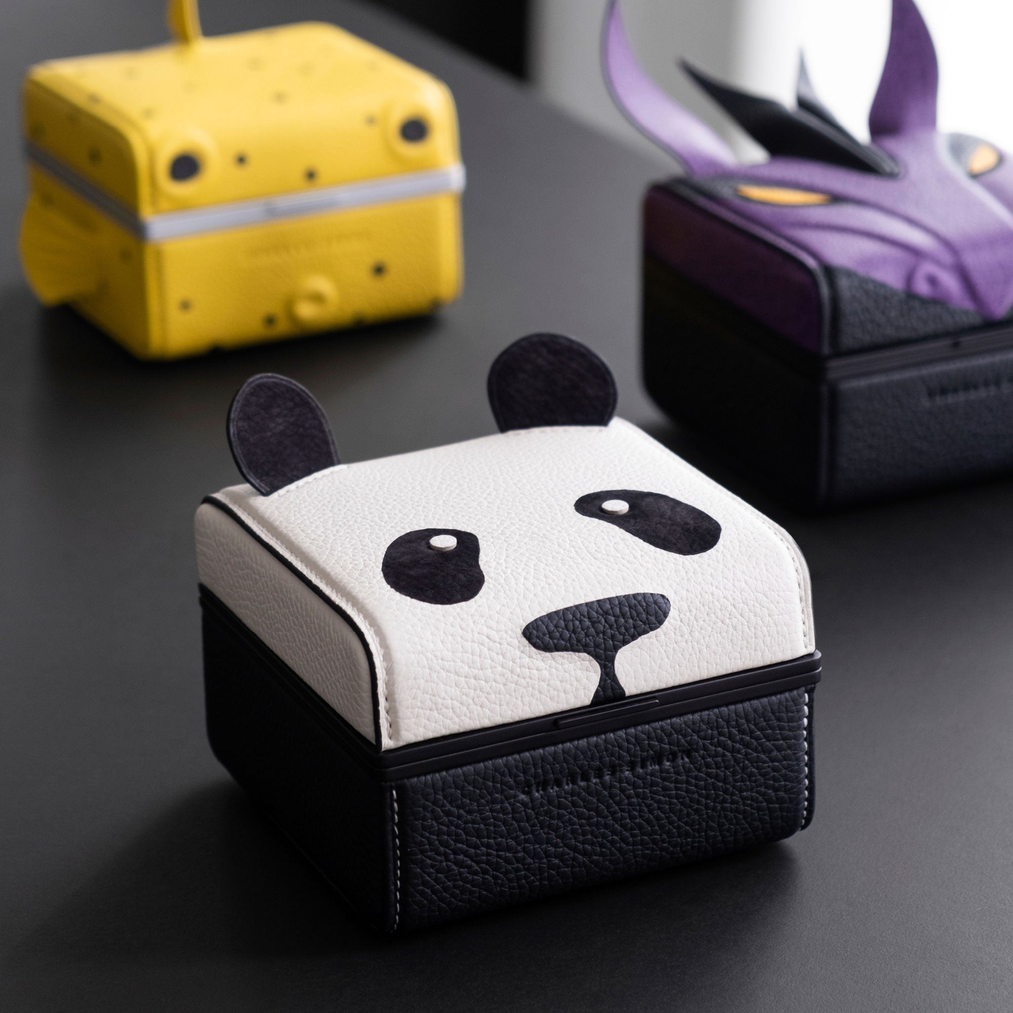 EATON 1 WATCH CASE SPECIAL EDITION - PANDA