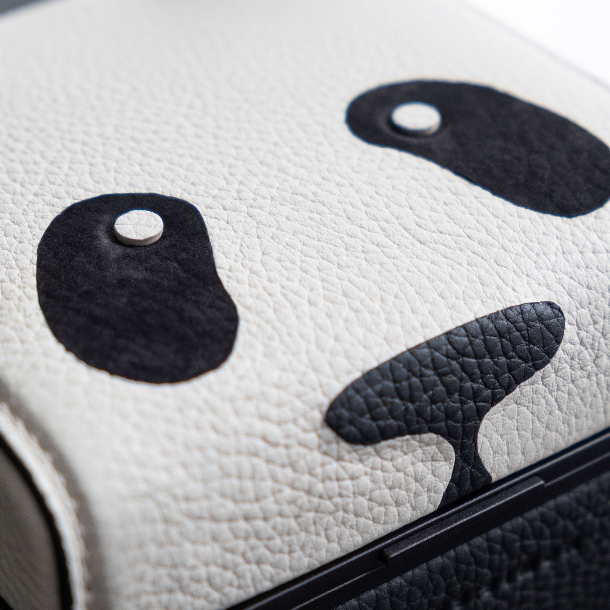 EATON 1 WATCH CASE SPECIAL EDITION - PANDA