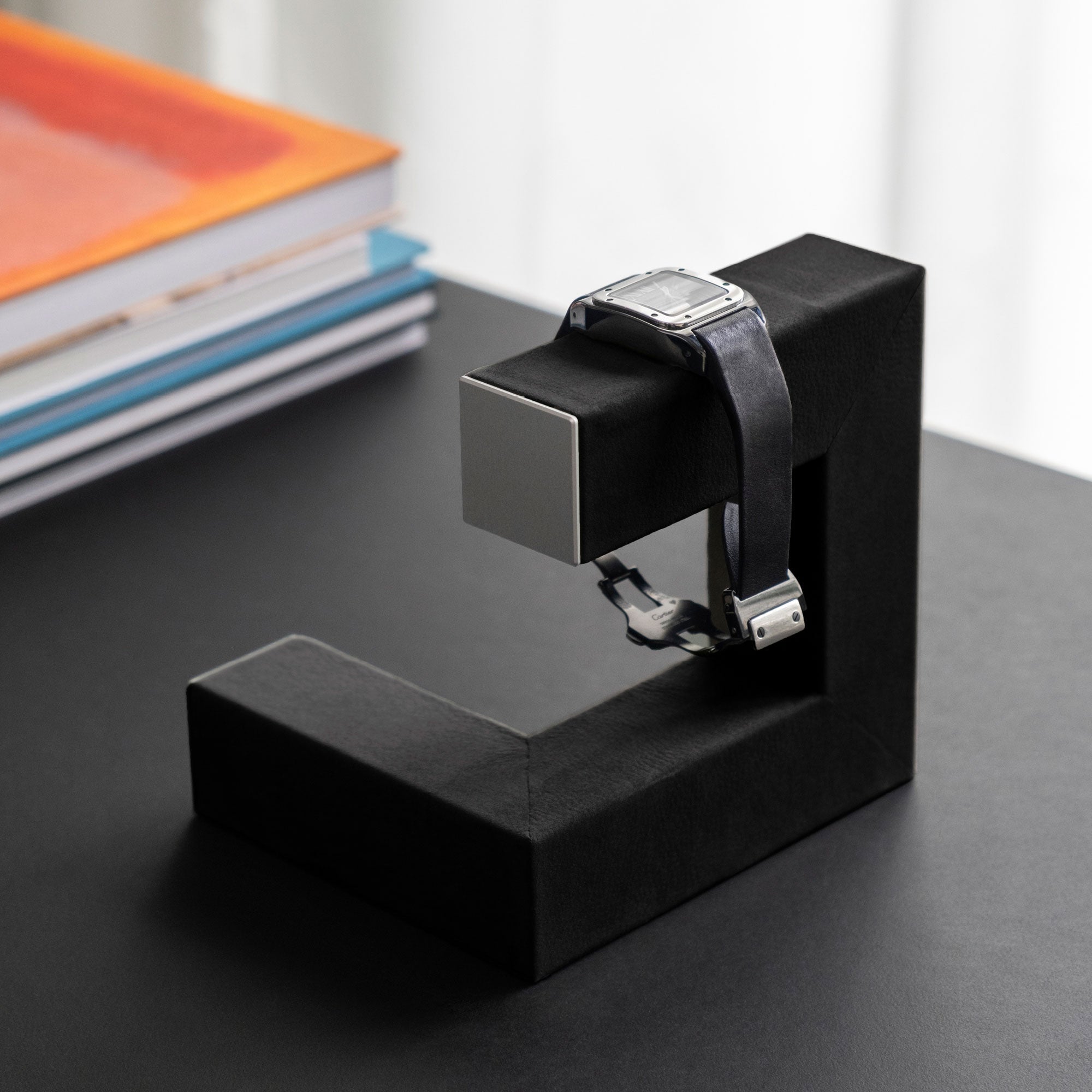HUDSON 1 WATCH STAND - BLACK / GREY