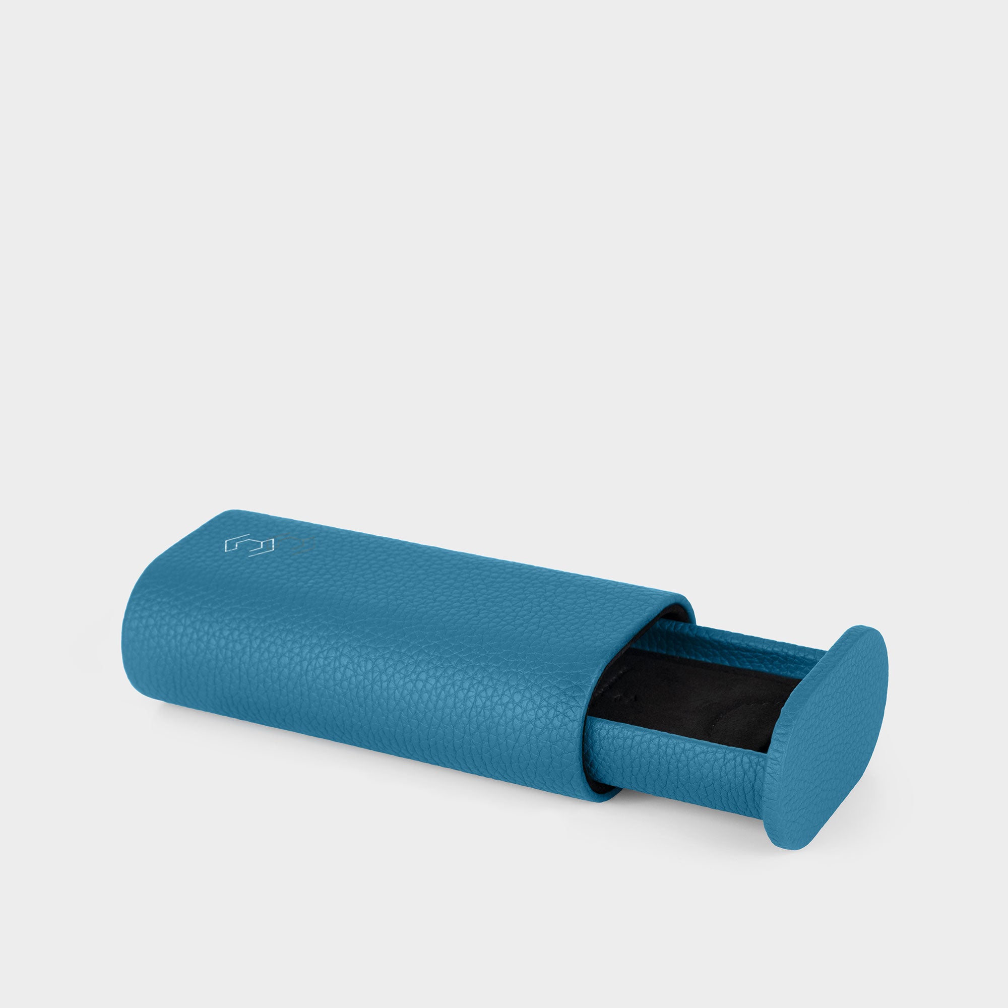 OSCAR 1 WATCH ROLL - SKY BLUE