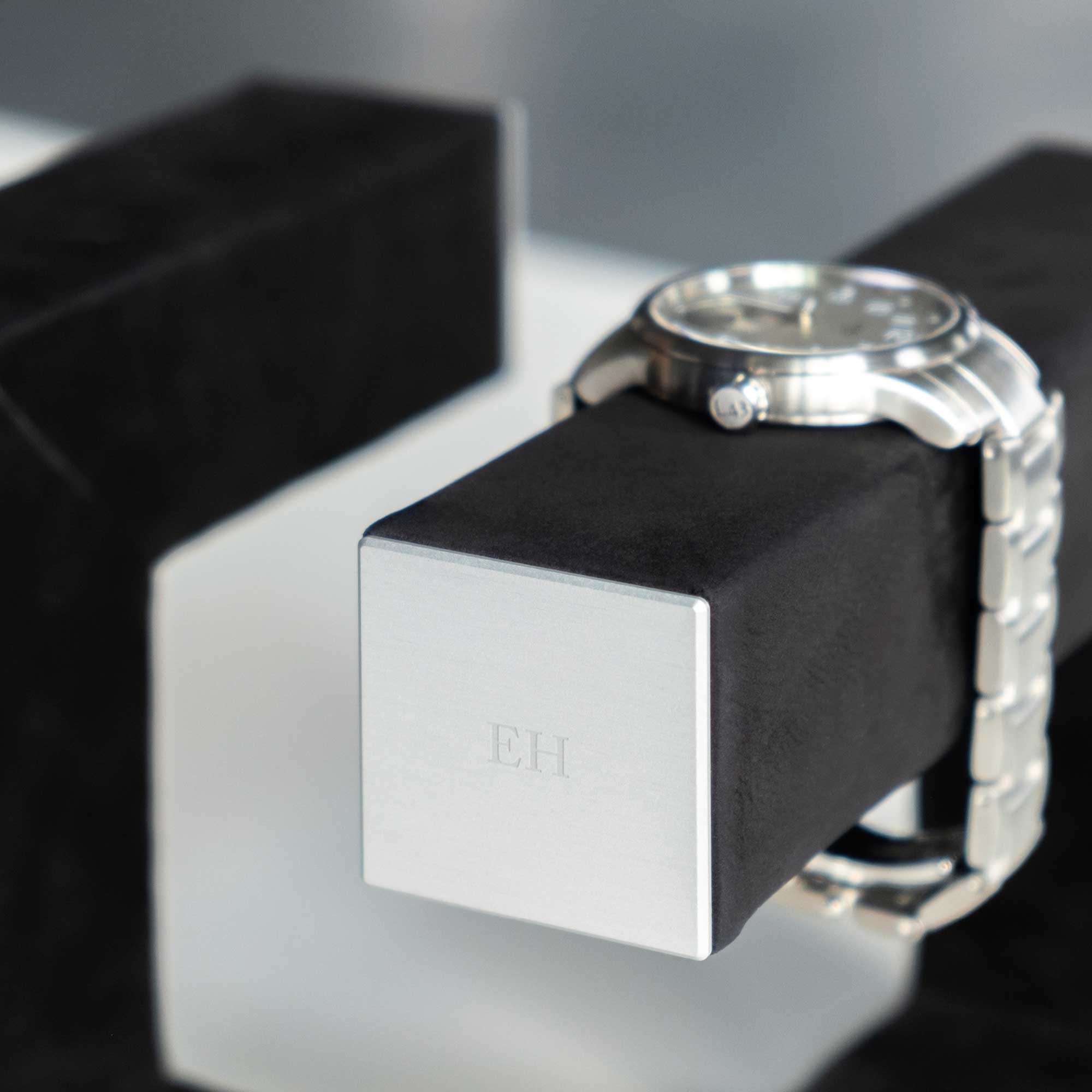 Charles-Simon_Product_Personalization_Hudson-3_black_initials