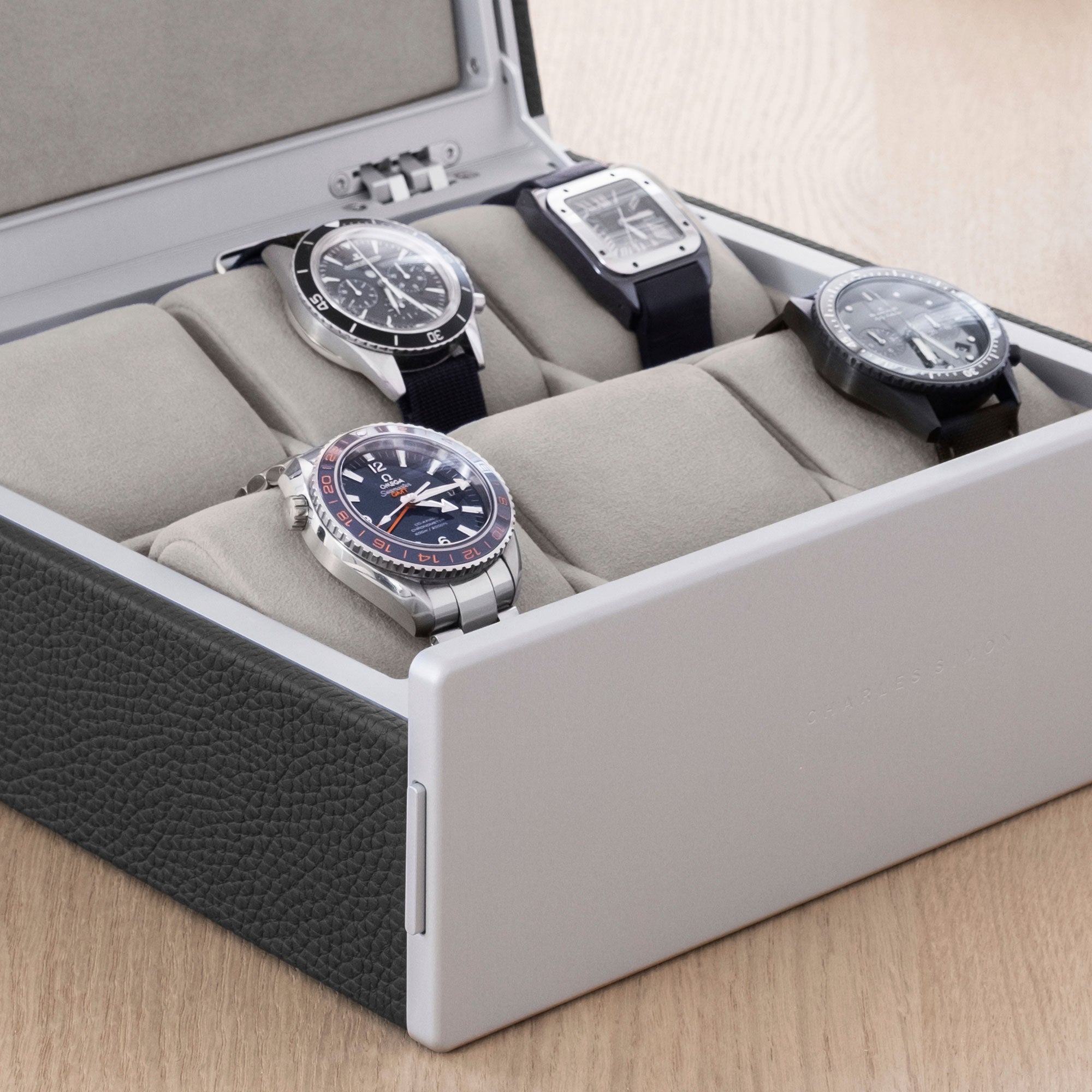 Detail photo of Spence 6 Watch box in graphite leather showcasing luxury watch collection