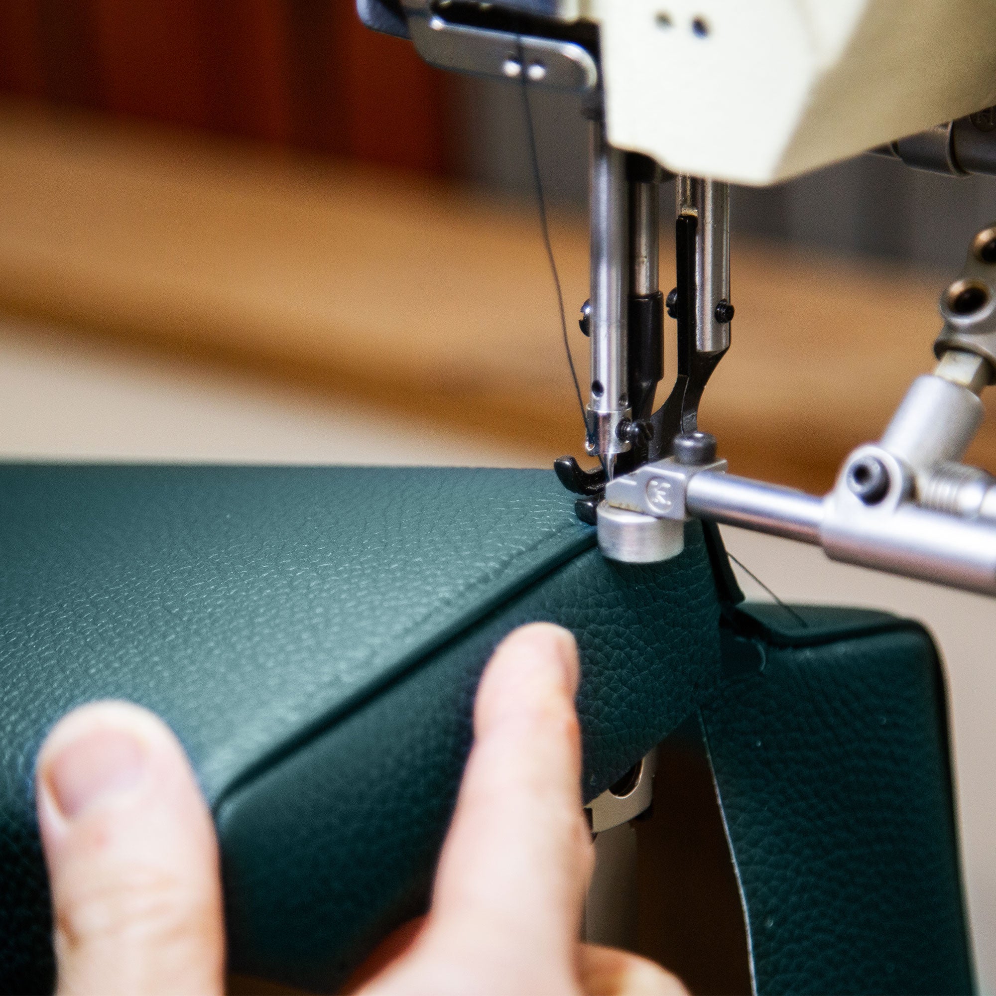 Charles Simon expertise leather stitching