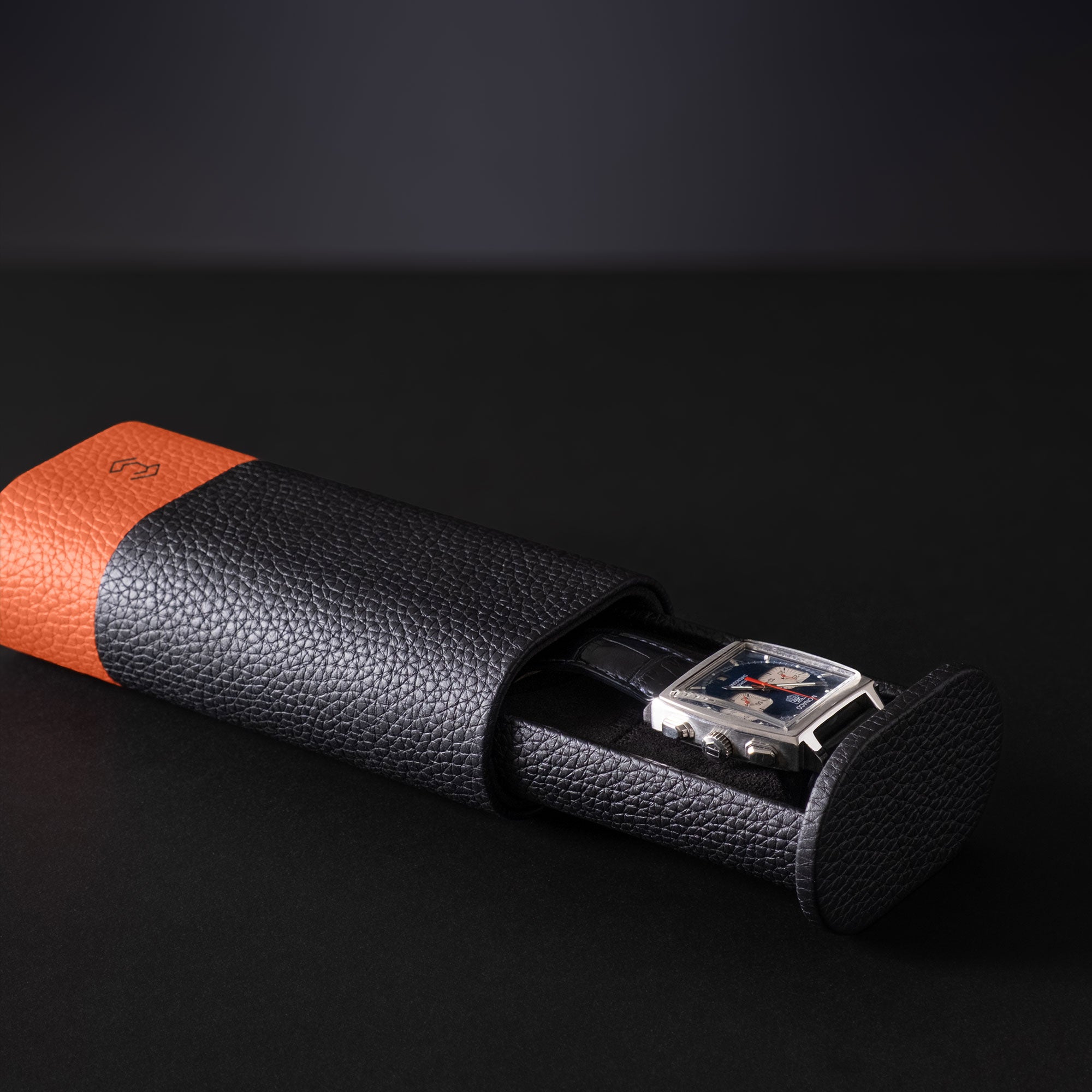 Leather watch roll luxury single watch holder, durable leather case for everyday and travel use.