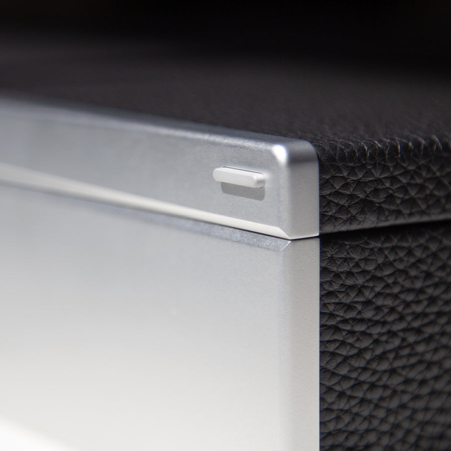 Detail shot of the bottom of the Mackenzie luxury briefcase by Charles Simon