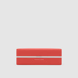 Front shot of Moraine travel kit by Charles Simon