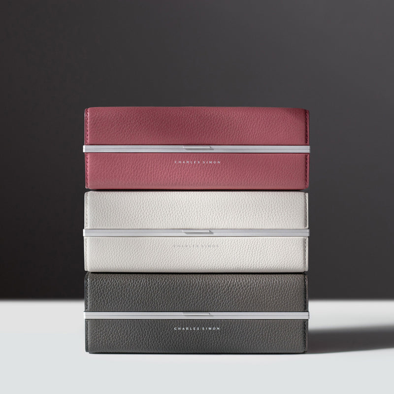 Charles Simon Moraine toiletry case in graphite lifestyle 1