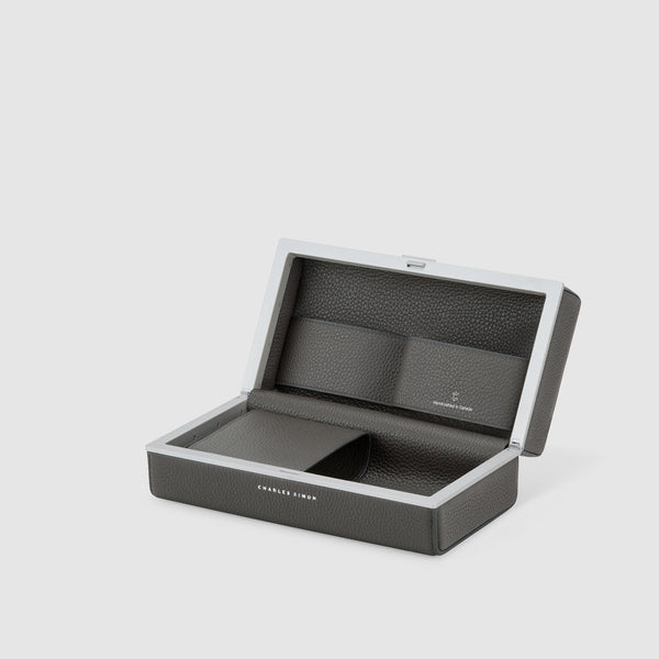 Charles Simon Moraine toiletry case in graphite monochrome interior view